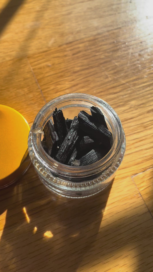 Abdul Samad Al Qurashi - Perfumed Incense Agarwood Cardamom 15g
